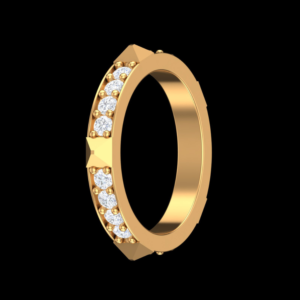 Pyramid Edge Pavé Diamond Band Ring in Gold