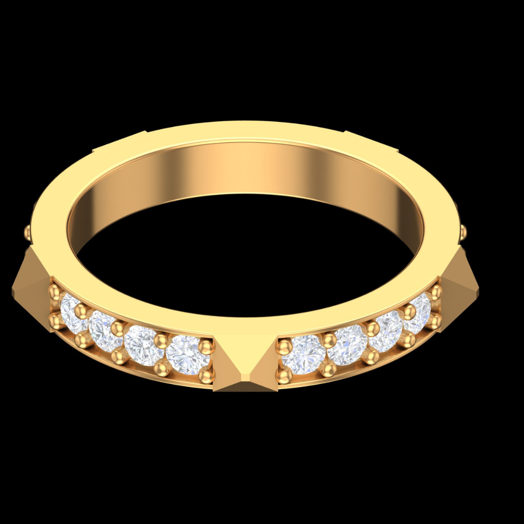 Pyramid Edge Pavé Diamond Band Ring in Gold