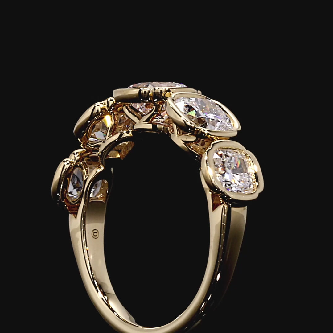 5-STONE LAB DIAMOND CUSHION BAND