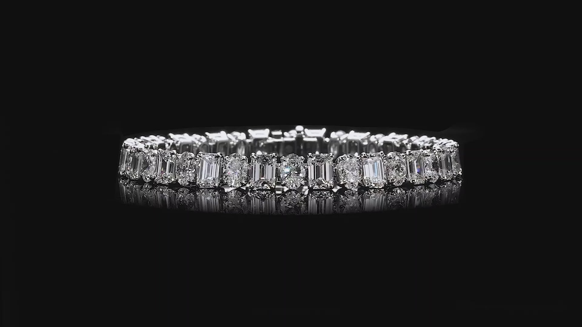16.99 carat oval and emerald bracelet