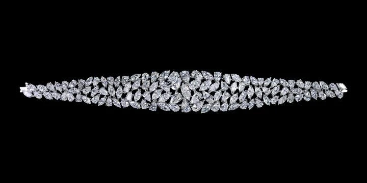 35.82 carat Pear shape and marquise cut bracelet