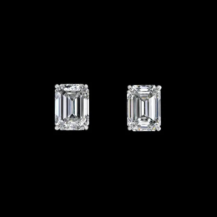 4.03 EMERALD CUT DIAMOND STUD EARRING G, SI1
