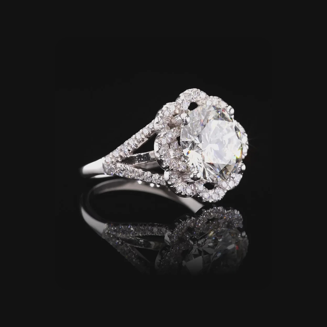 Round Diamond Floral Halo Ring
