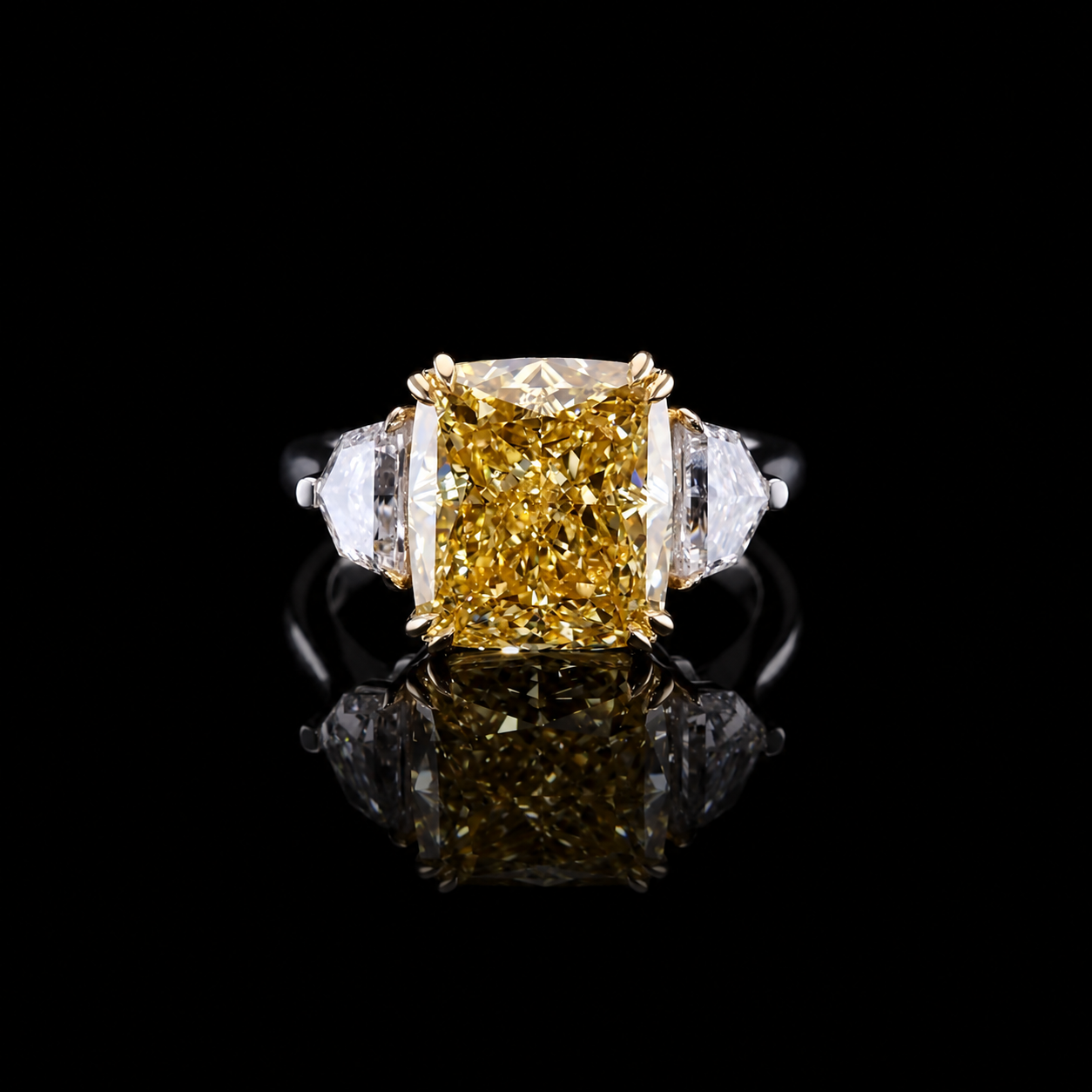 Aurelia Yellow Diamond Ring